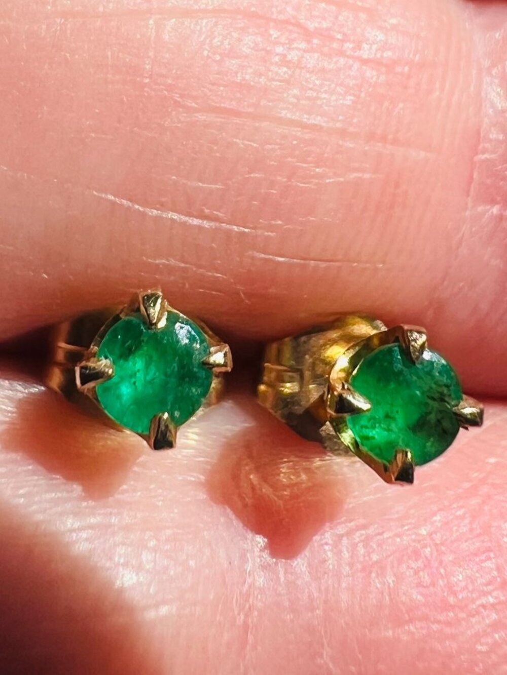 Vintage 14k Solid Gold and Emerald Stud Earrings